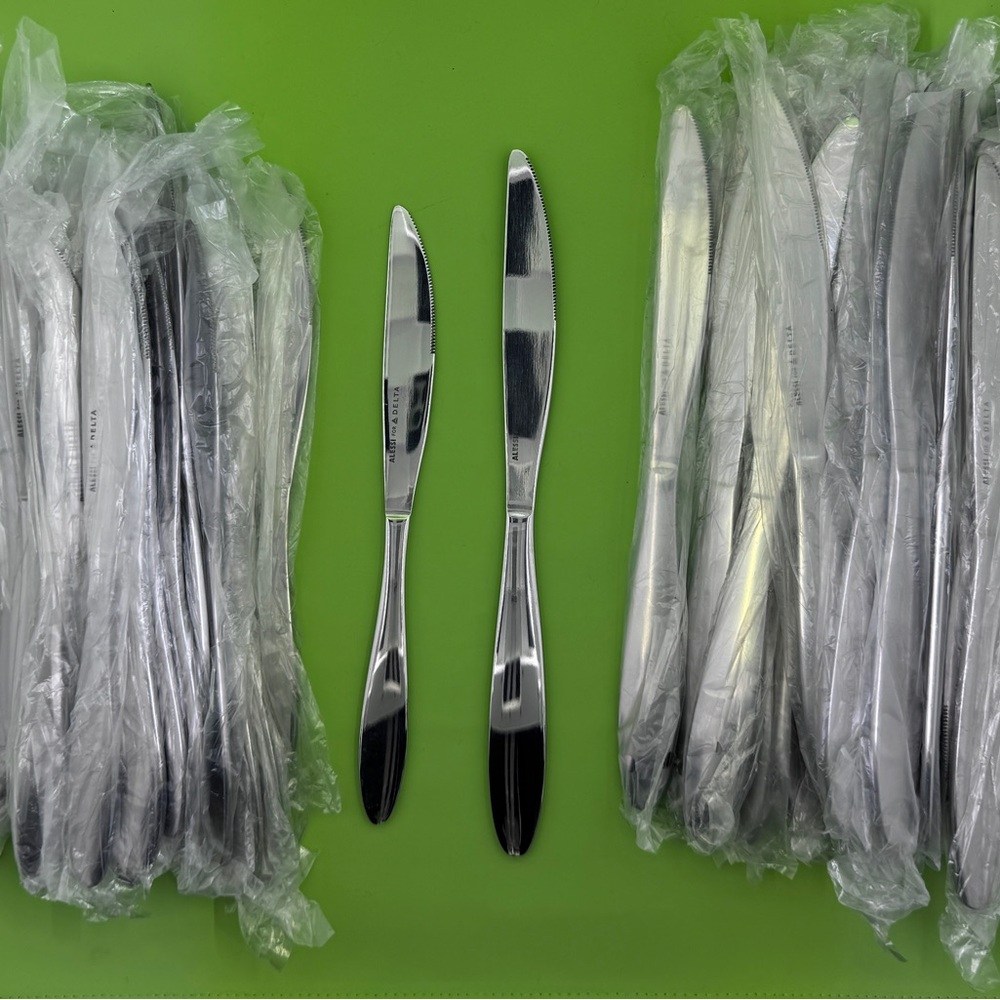 ALESSI for DELTA AIRLINES 30x Dinner + 30x Butter Knives Italian Designer